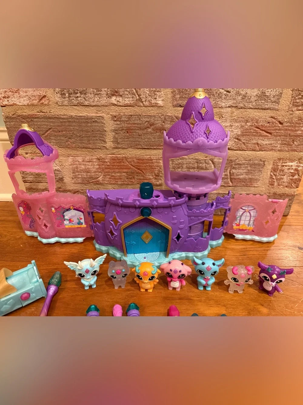 Purple Play Castle with Pink & Teal Magical Pet Figures